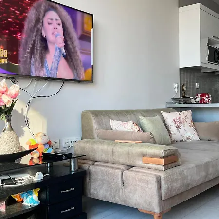Kozapark Burgaz, Akbati Shopping Malls And Tennis Academy Apartment Istanbul
