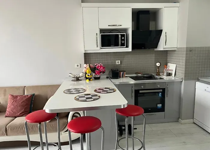 Kozapark Burgaz, Akbati Shopping Malls And Tennis Academy Hotel *