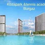 Kozapark Burgaz, Akbati Shopping Malls And Tennis Academy מלון איסטמבול